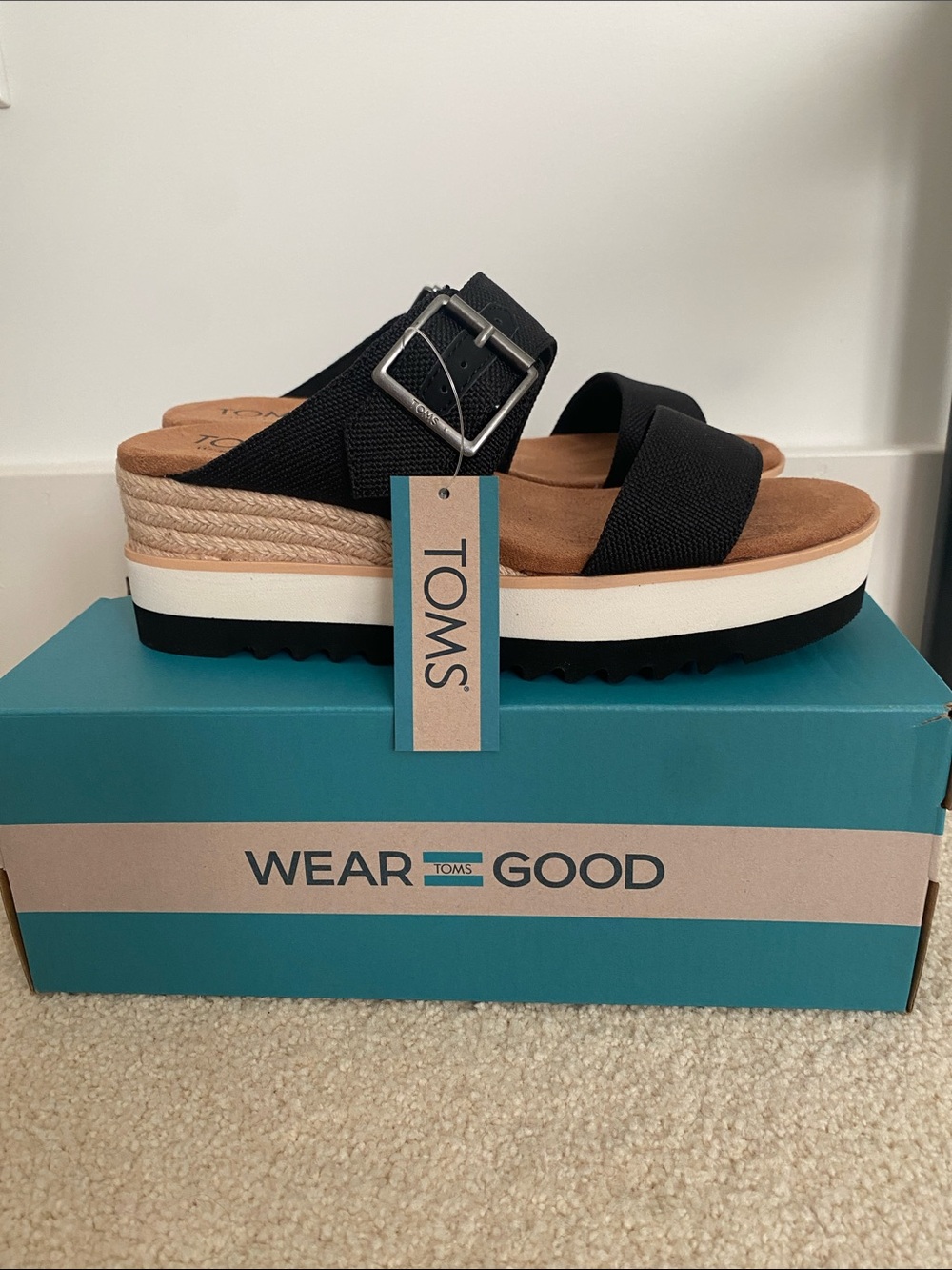 Toms Wedge Sandal